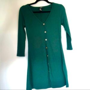 Forever 21 Green long sleeved dress with buttons